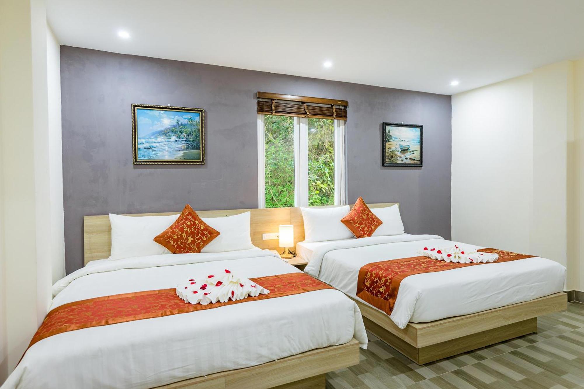 Stone Lotus Hotel Dong Khe Sau Exterior photo